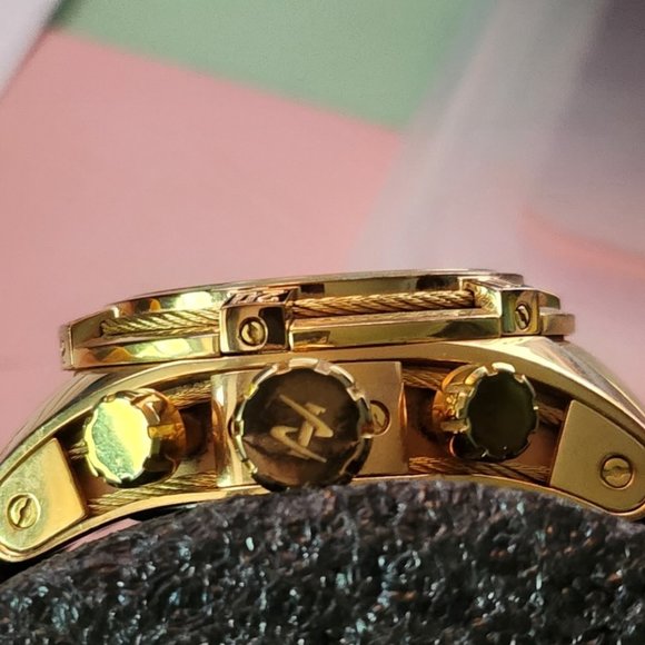 Invicta Reserve Women's Bolt Zeus Gold Tone Chrono Watch & Divers Case - Picture 10 of 11